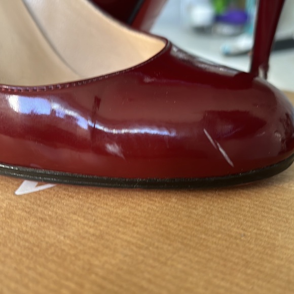Burgundy Louboutin pumps AUTHENTIC - Picture 5 of 8